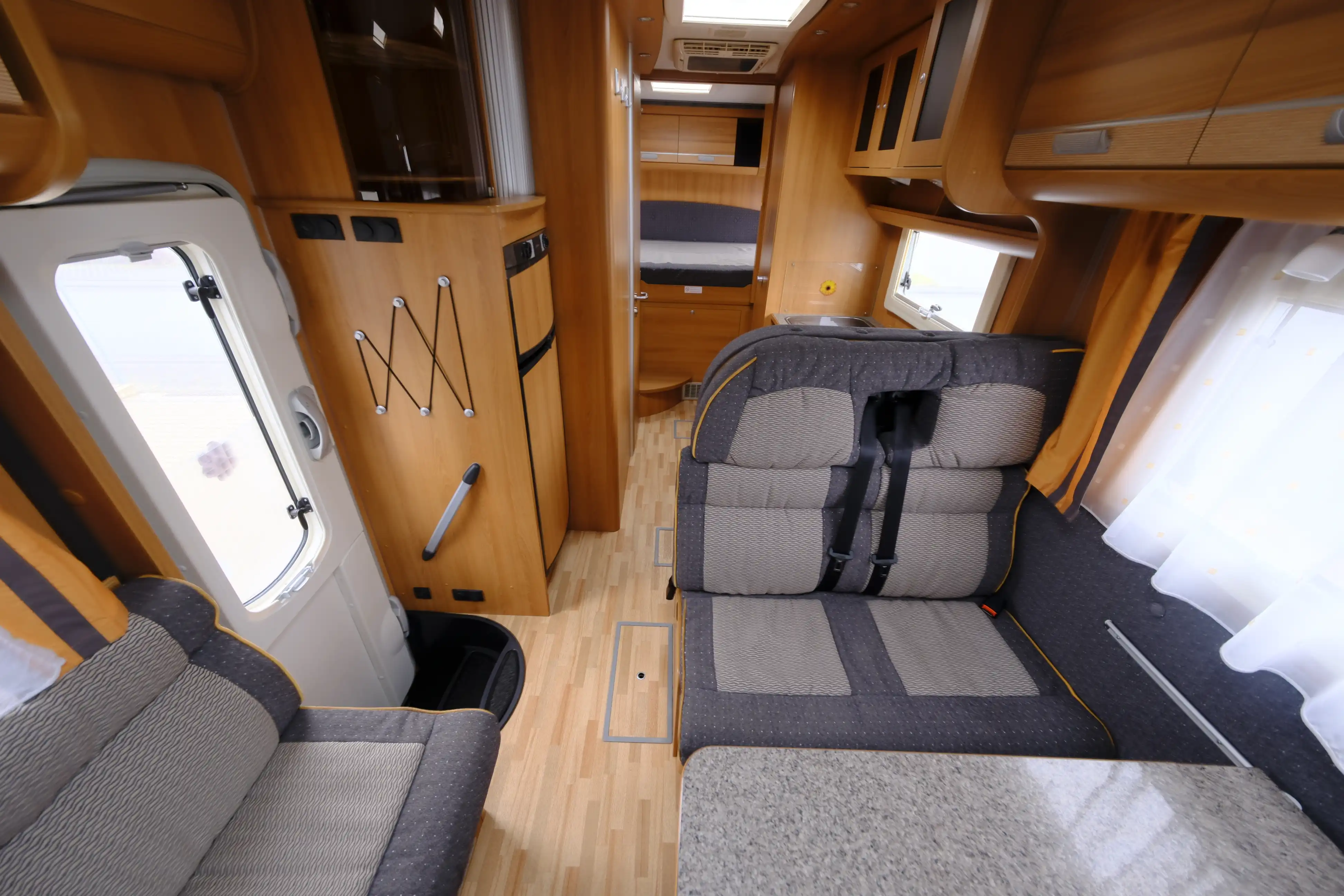 DETHLEFFS A 800 XL Globetrotter